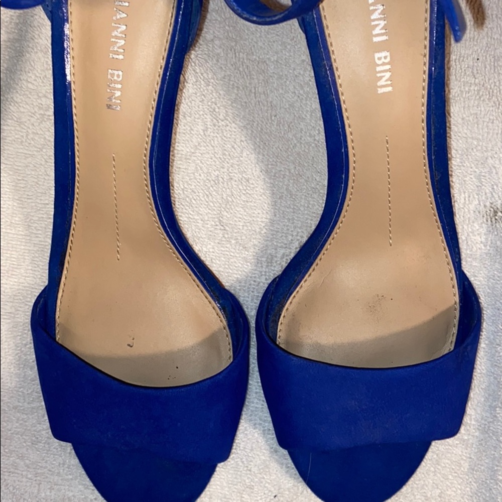 Used Blue Heels - Picture 6 of 7